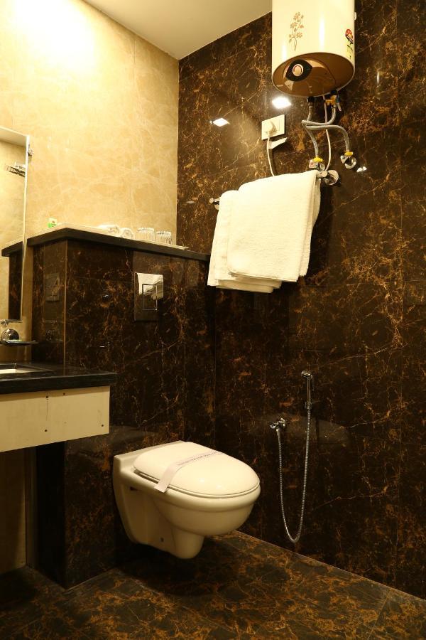 Hotel Kush Ganga - 50 Meter From Har Ki Pauri, Haridwār Εξωτερικό φωτογραφία