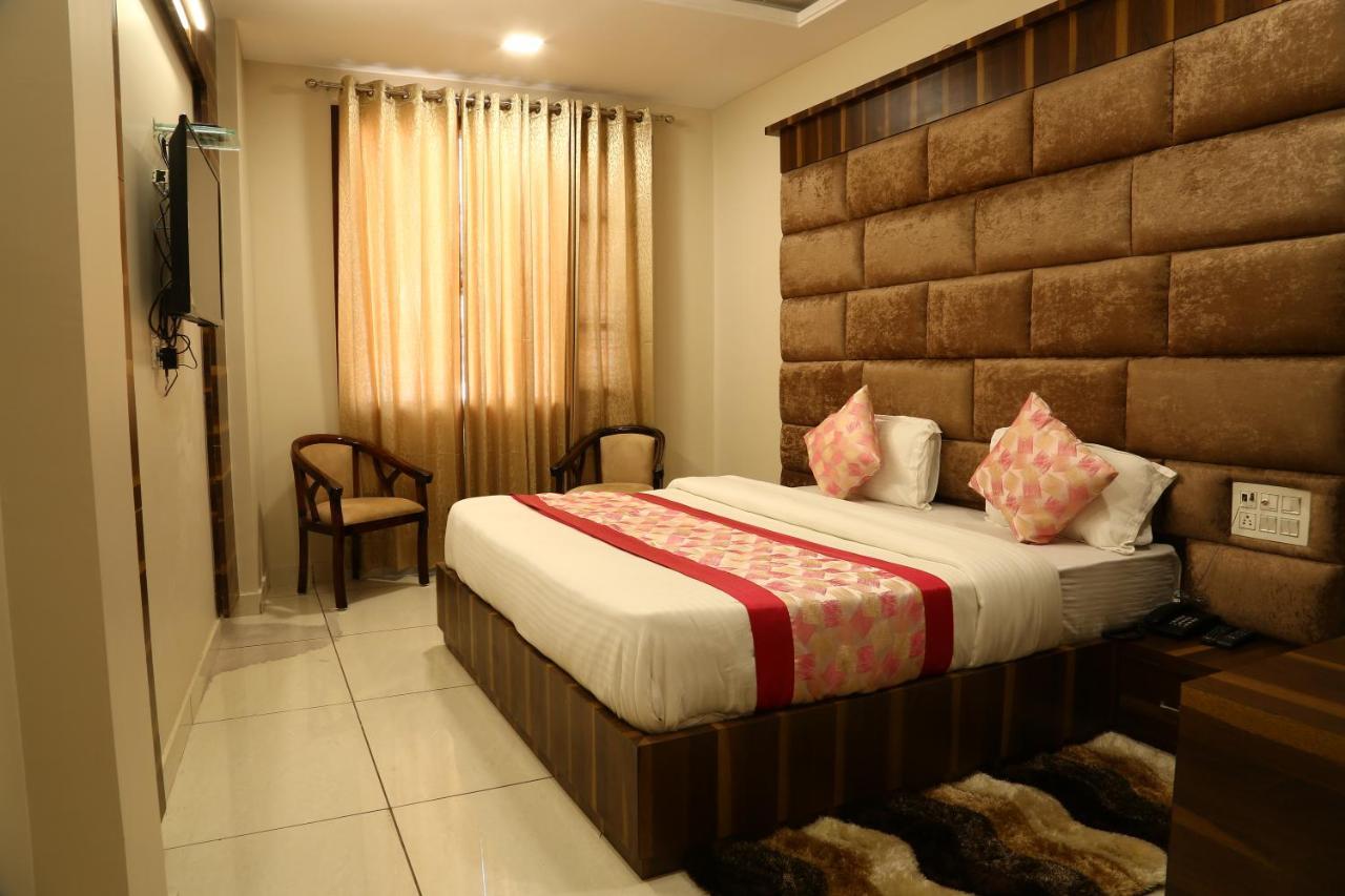 Hotel Kush Ganga - 50 Meter From Har Ki Pauri, Haridwār Εξωτερικό φωτογραφία
