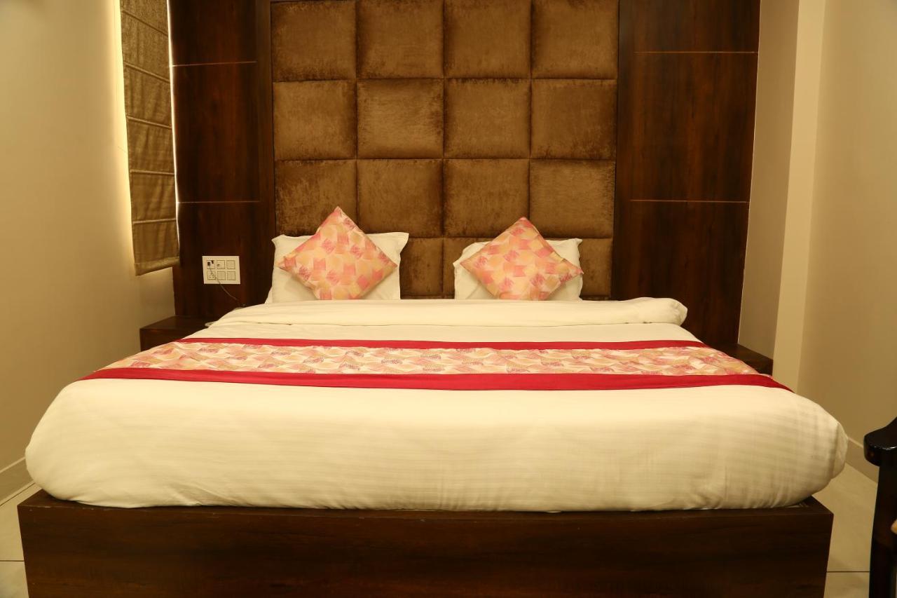 Hotel Kush Ganga - 50 Meter From Har Ki Pauri, Haridwār Εξωτερικό φωτογραφία